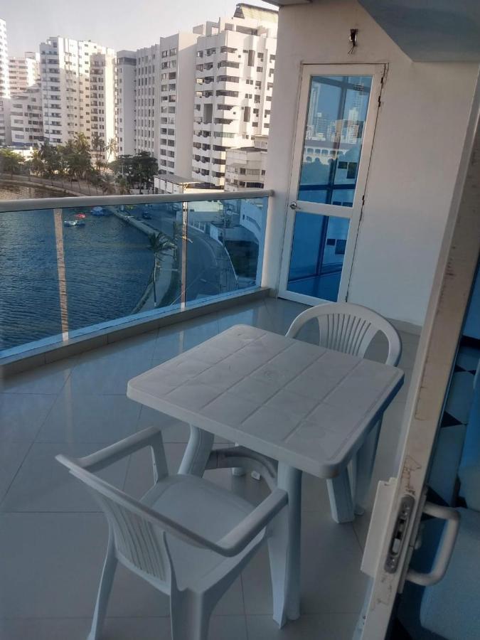Apartamento Apto frente al mar, El Laguito, Entire apartment beachfront Cartagena